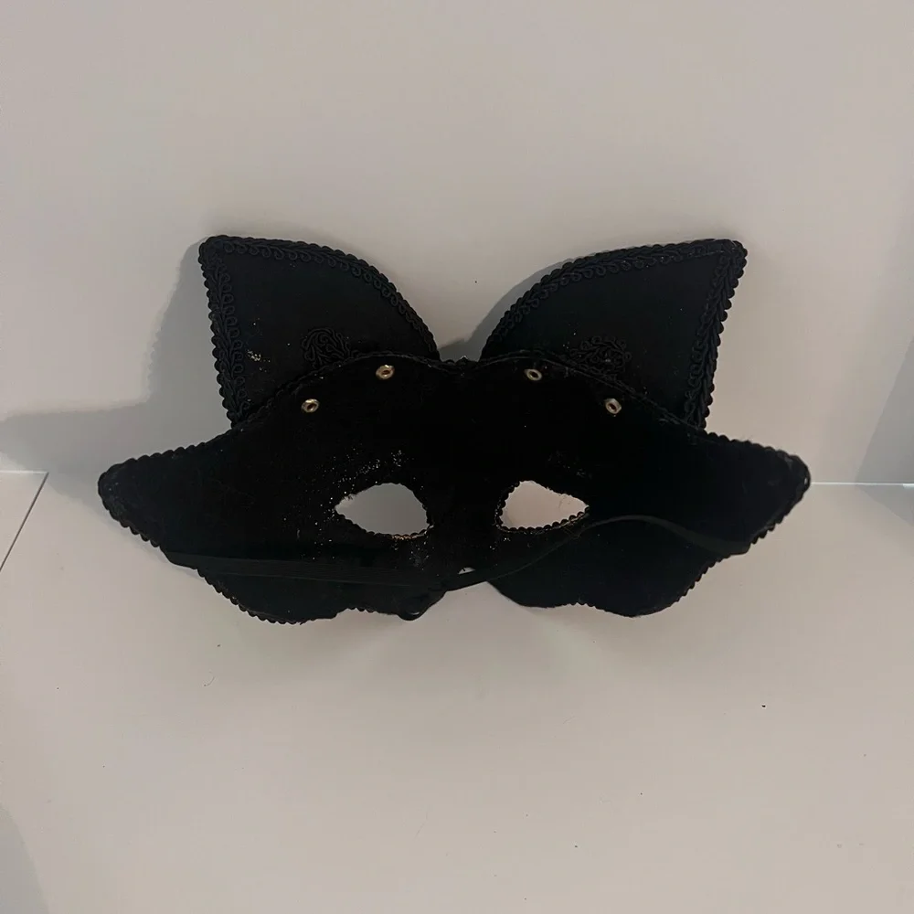 Embellished Black & Gold Cat Masquerade Mask